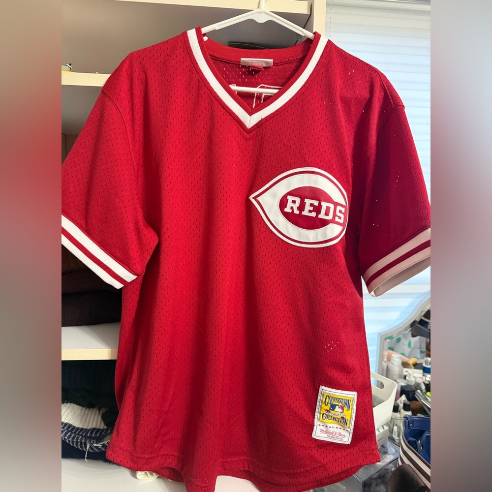 Mitchell & Ness Red Sports Jersey